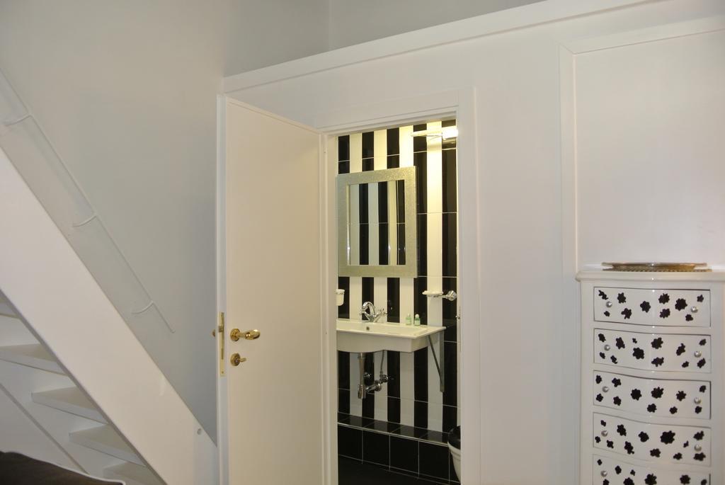 Pantheon Domus Valentino Apartment Рим Екстериор снимка